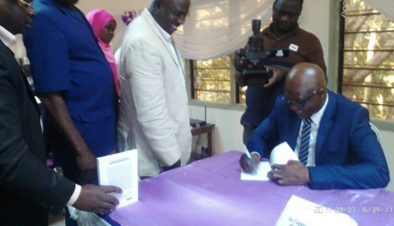 Siangou Koumtchane invite pouvoir et opposition à l’apprentissage de « l’alphabet démocratique »