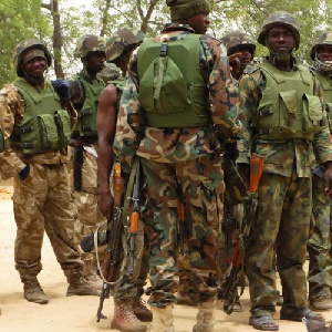 Nigeria: un membre de l’opposition dénonce l’inhumation  secrète  de soldats