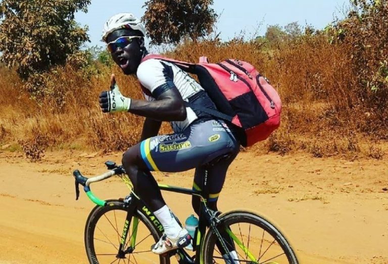 Togo : « mon vélo, c’est ma femme », Abdou-Raouf Akanga