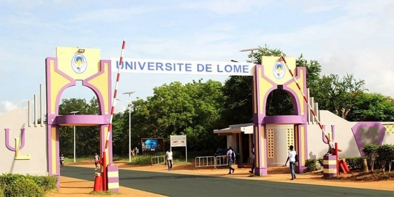 Togo / Université de Lomé : report des dates de dépôts des dossiers d’entrée en licence pro
