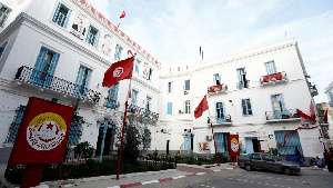 Tunisie : près de 100 prétendants à la présidentielle