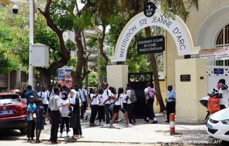 Au Sénégal, des élèves musulmanes renvoyées d’une école catholique à cause de leur voile