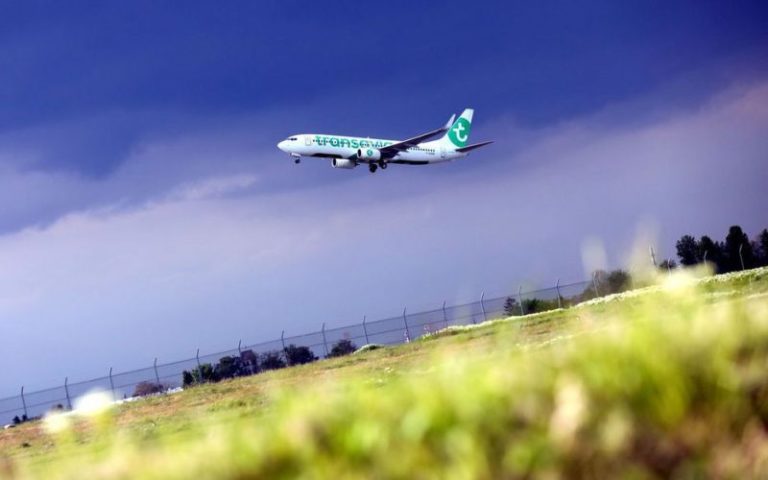 France : un passager a tenté d’ouvrir la porte de l’avion en plein vol ce vendredi ; l’avion a fait demi-tour