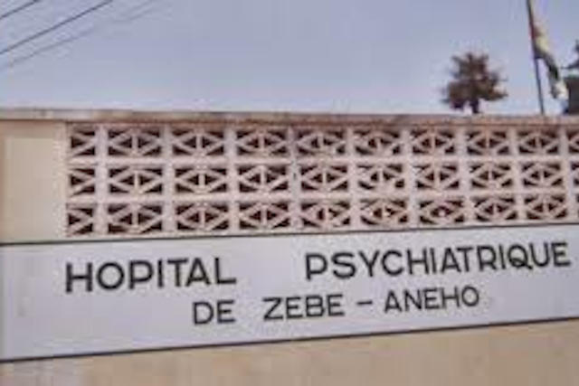 Togo : Hôpital psychiatrique de Zébé, Difficile réinsertion des patients