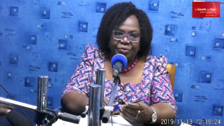 Brigitte ADJAMAGBO Reçue comme invitée du débat  par Jacob AHAMA sur la radio Victoire fm