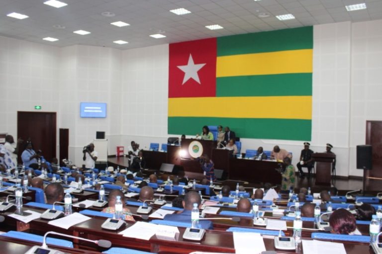 Togo : les députés en séance plénière à l’Assemblée nationale ce samedi