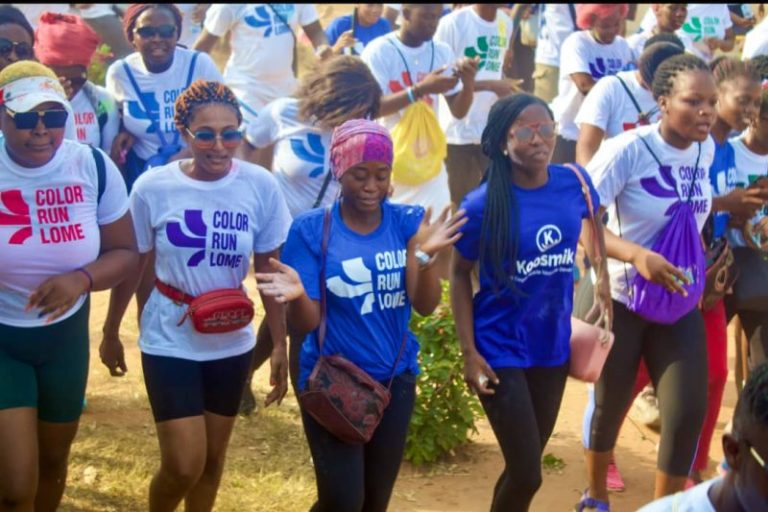 Color Run de Lomé : les 5 km les plus colorés contre le cancer du sein (Photos)