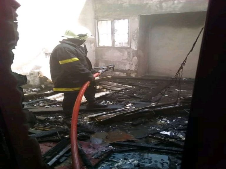 La maison des jeunes de Kara à son tour victime d’un incendie ce lundi 3 fevrier.