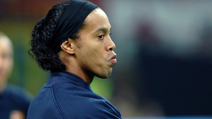 Ronaldinho arrêté au Paraguay avec un faux-passeport