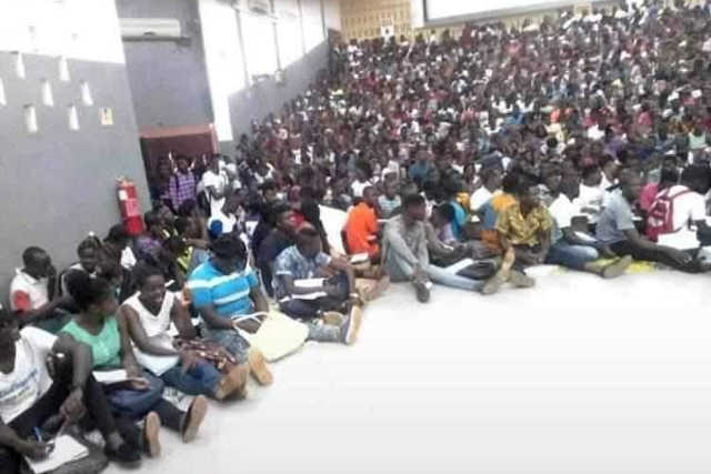 Togo, Université de Lomé : Cours en ligne, Oui, sans les moyens, Non !