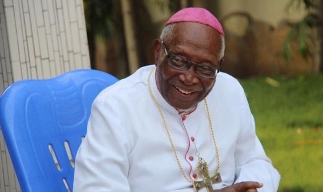 Domicile bouclé  ce jeudi: Mgr Kpodzro, rempart d’Agbéyomé