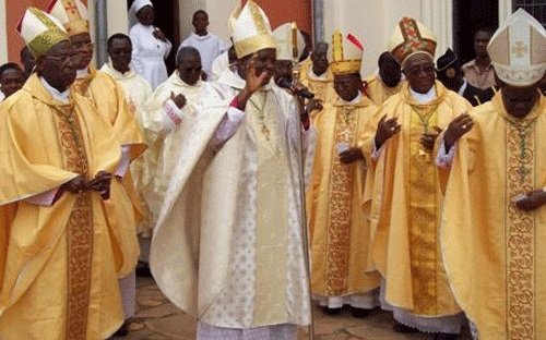 Les évêques du Togo: la méthode de tout dire sans agir