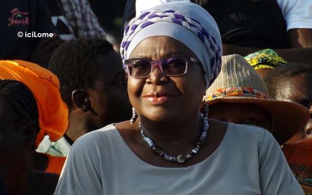 Togo – Après avoir subi 4h d’interrogatoire, Mme Adjamagbo-Johnson sort sereine