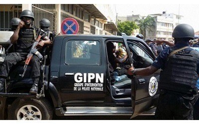Togo – La Police démantèle deux réseaux d’escrocs qui prétendent travailler à la présidence de la République