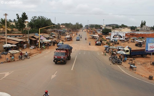 Togo – Le bonheur d’une route