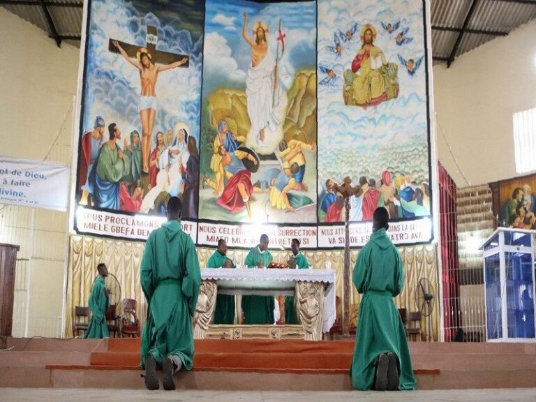 Togo/Réouverture des lieux de cultes: l’église catholique dévoile son protocole sanitaire.