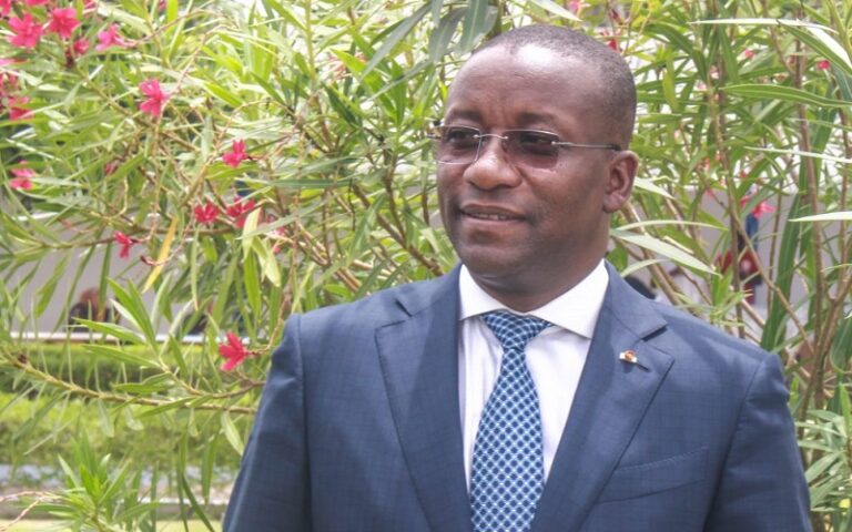 Togo – Détournement d’un bateau de riz de 5000 T et arrêt de la CCJA : La société T.C.L de Charles Gafan, PDG de BOLLORE au Togo, condamnée