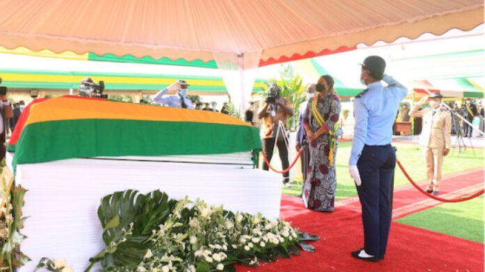 Le Parlement a rendu hommage à Ouattara Fambaré Natchaba
