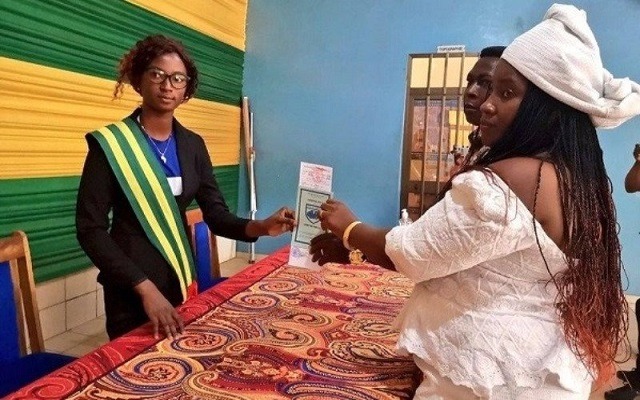 Togo – A 17 ans, elle célèbre un mariage civil