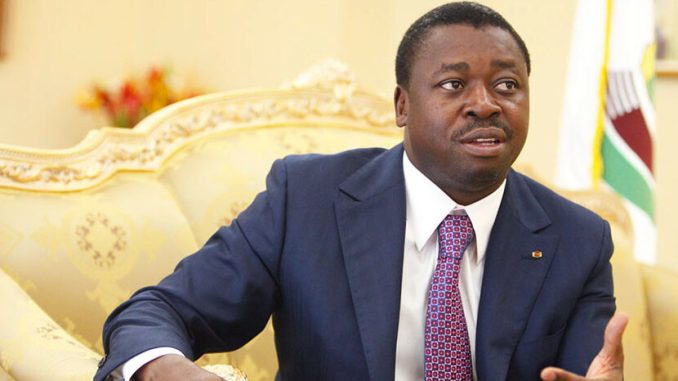 Togo: le pouvoir, les lieux de culte et les libertés