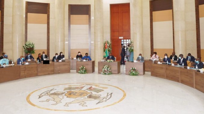 Dernière minute: le gouvernement de Dogbe tient son premier conseil des ministres