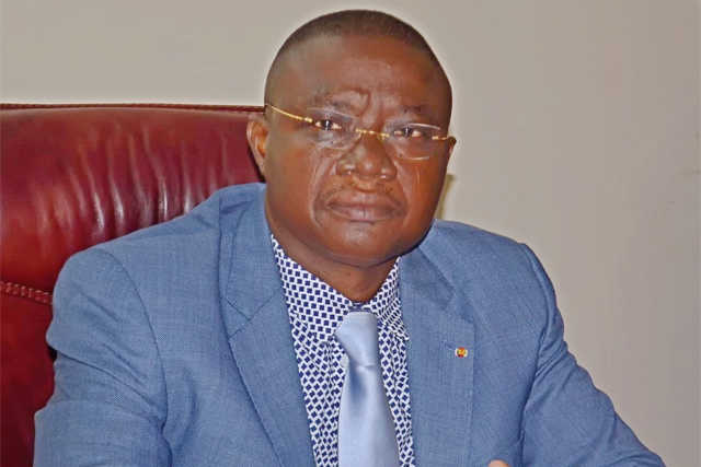Togo, Destitution du maire d’Agoè-Nyivé 4 : Awaté Hodabalo se substitue au juge administratif