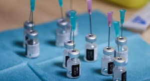 Covid-19: après plusieurs décès de séniors vaccinés la Norvège ouvre une enquête
