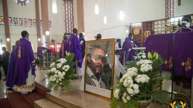 Á Accra, les funérailles de Rawlings ont débuté
