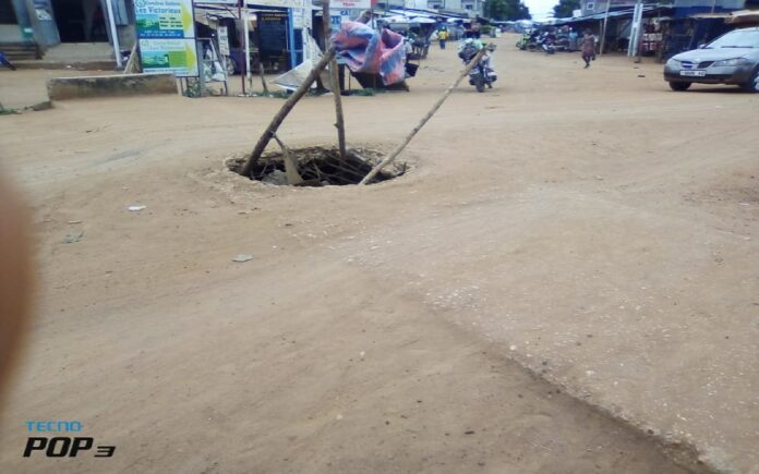 Togo-Carrefour Zossimé : Un trou béat au milieu de la route