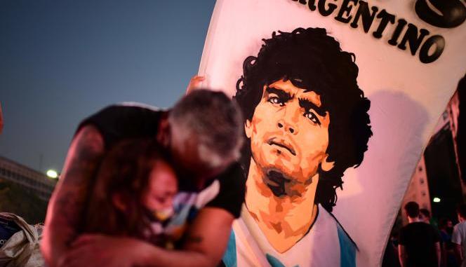 Mort de Diego Maradona : ses soignants accusés d’être la cause de son décès?
