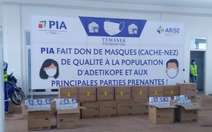 Togo-Covid-19 : 1500 000 bavettes de qualité offertes à la population d’Adétikopé et d’Agoè-Nyivé