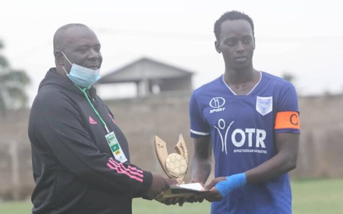 Togo-Joueur du mois : Bilal Akoro a reçu son trophée