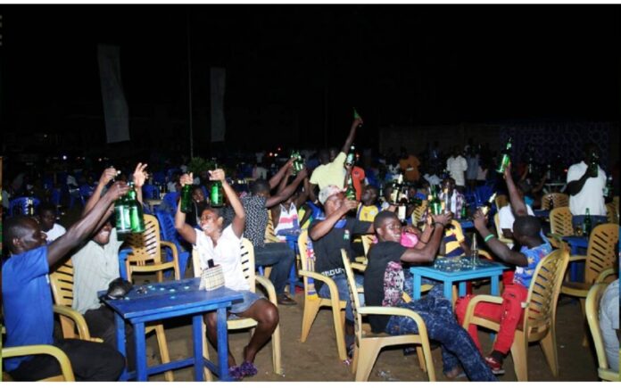 Togo–Covid-19 : Plus de verres à boire dans les bars