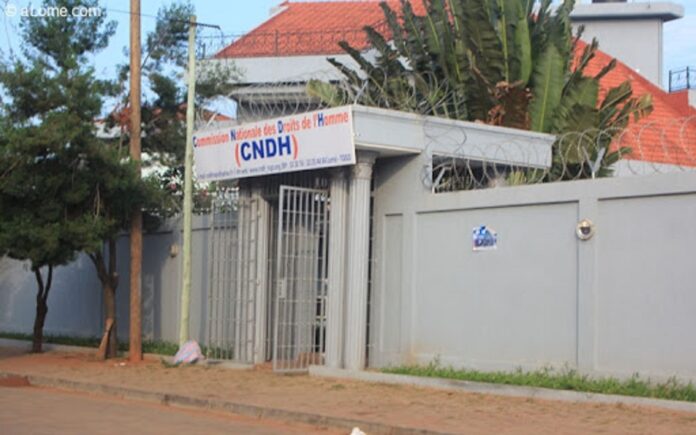 Togo-La CNDH appelle à « faire front commun contre » la Covid-19