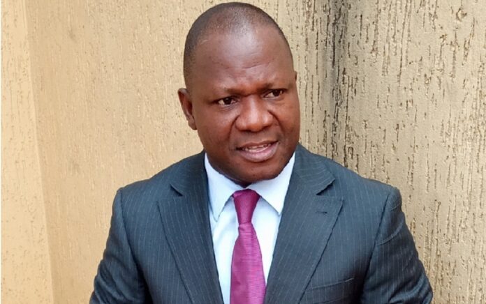 Togo-Luc Abaki : “L’élite dirigeante du secteur public comme du privé manque de…  sincérité à l’égard des jeunes”