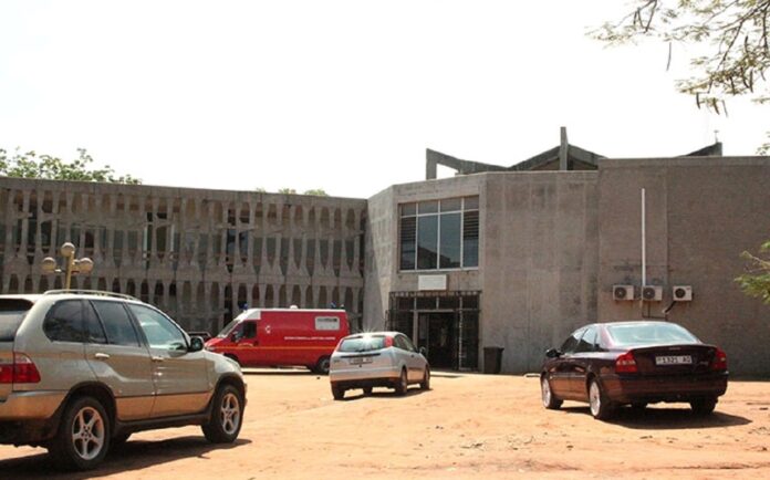 Togo-CHU Campus : Un réseau de vente et de prescriptions anarchiques de médicaments à démanteler