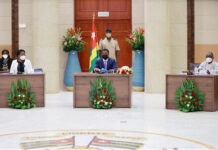 Conseil des ministres : cinq projets de décret et une communication