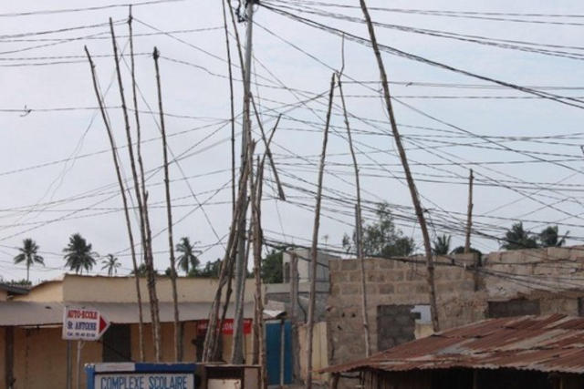 Fourniture du Courant Électrique au Togo: La CEET Grabataire…