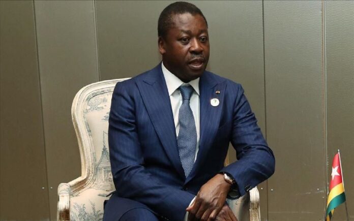 Sortie présidentielle contre la vie chère sur fond de violation de la loi des finances : Le Togo et l’anecdote de la jarre trouée