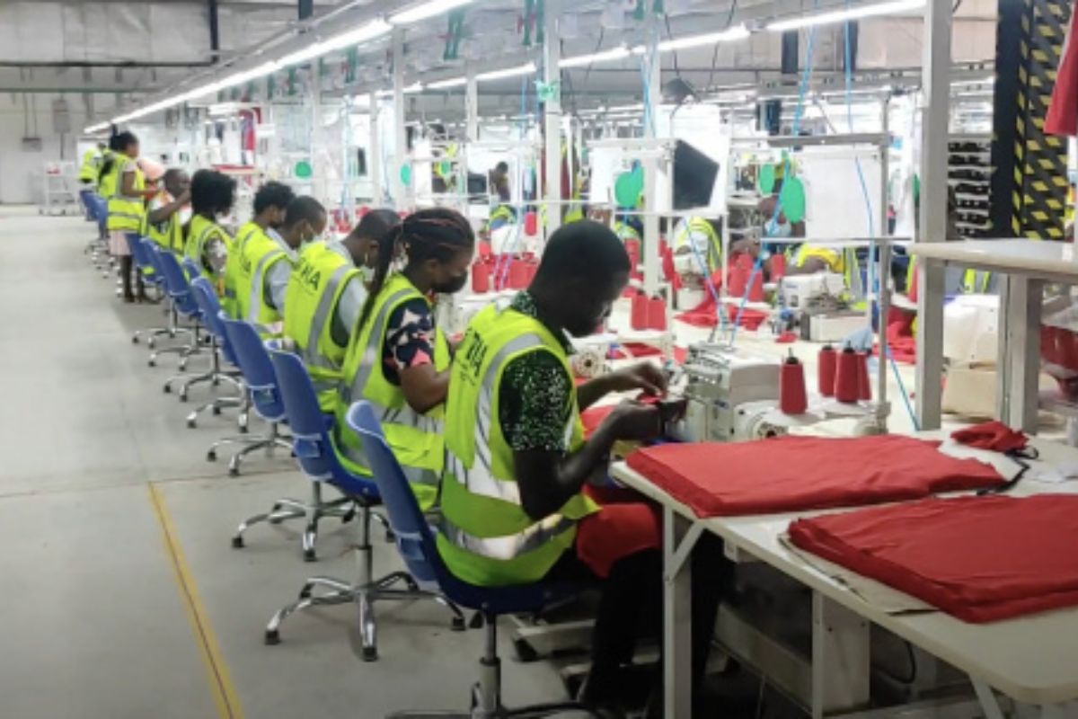 PIA: le Togo adopte un décret pour promouvoir la zone franche industrielle textile et habillement
