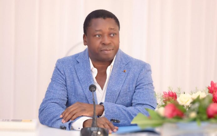 Togo-Des éloges choquants du premier ministre malien à Faure Gnassingbé. Voilà les conséquences d´un panafricanisme tiré par les cheveux