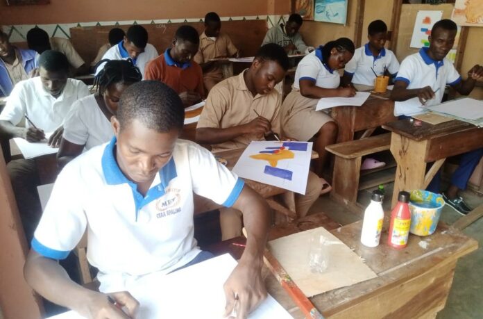 Togo- Art plastique: Les étudiants du CEAA à Kpalimé renforcent leur capacité