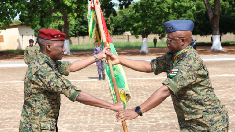 Forces armées togolaises : le nouveau chef d’état-major général a pris fonction