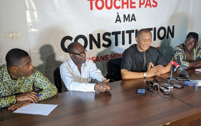 Togo- Promulgation de la nouvelle constitution: Le Front « Touche pas à ma Constitution » sonne la résistance