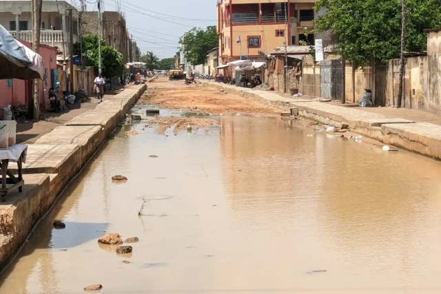Togo / Mort d’enfant sur fond de chantiers abandonnés : A quoi joue le ministère de l’urbanisme?